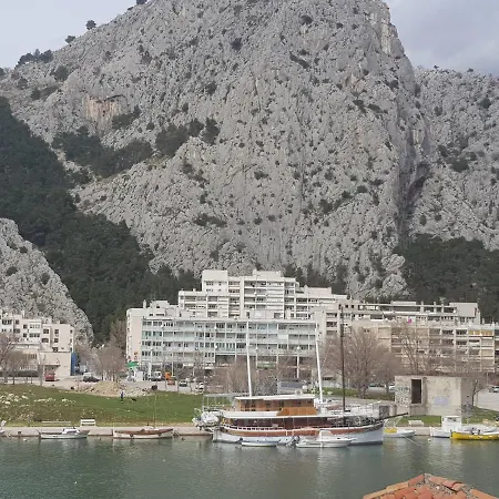 Maris Omiš
